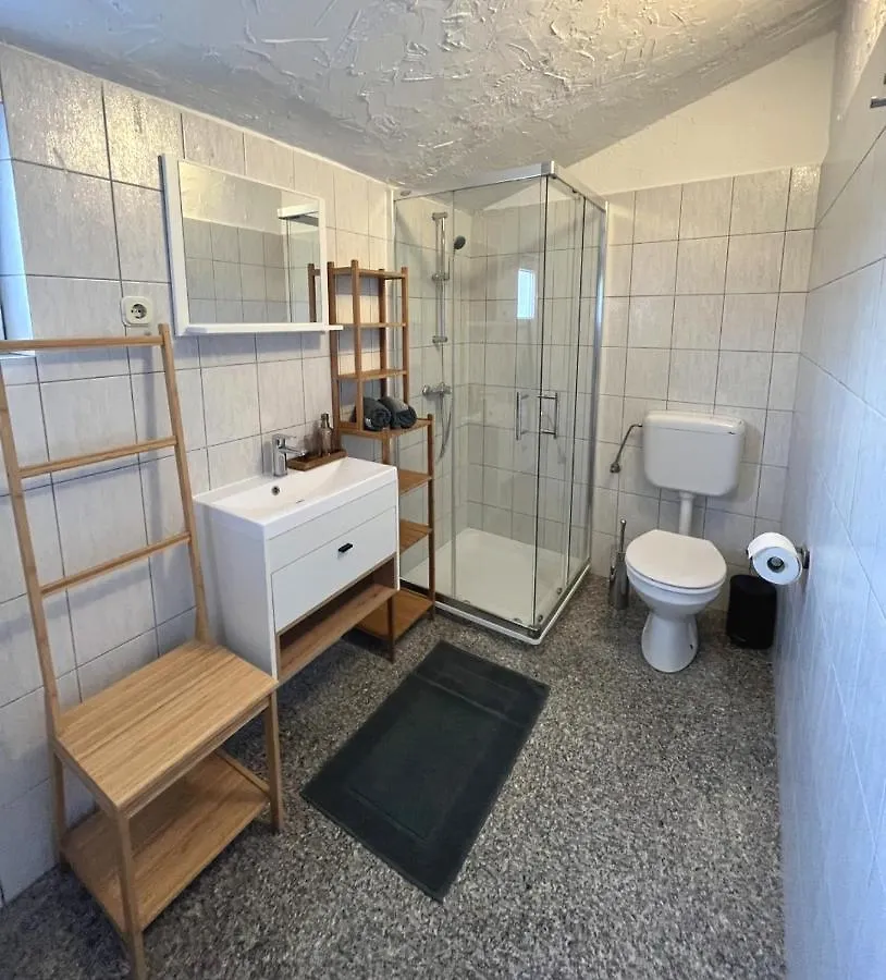 Apartment Lorun 47 Tar-Vabriga