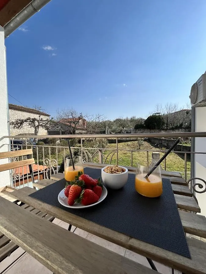 Apartment Lorun 47 Tar-Vabriga